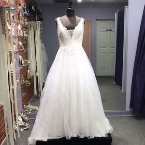 DaVinci - Style 50591 - Size 14 - Ivory